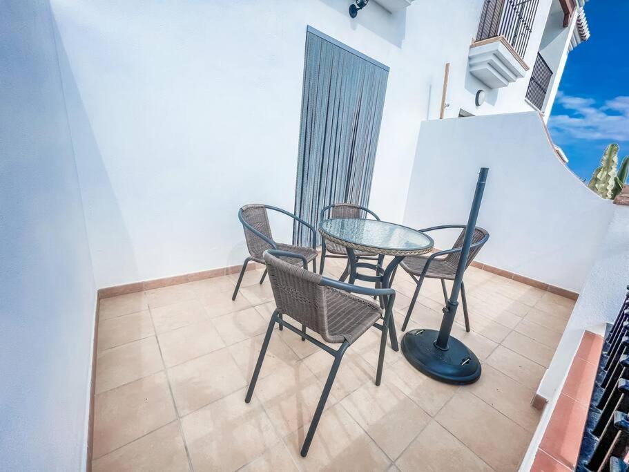 Modern 2 Bed Apartment With Pool In Frigiliana Exterior photo