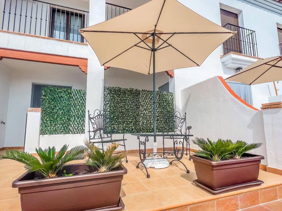 Modern 2 Bed Apartment With Pool In Frigiliana Exterior photo
