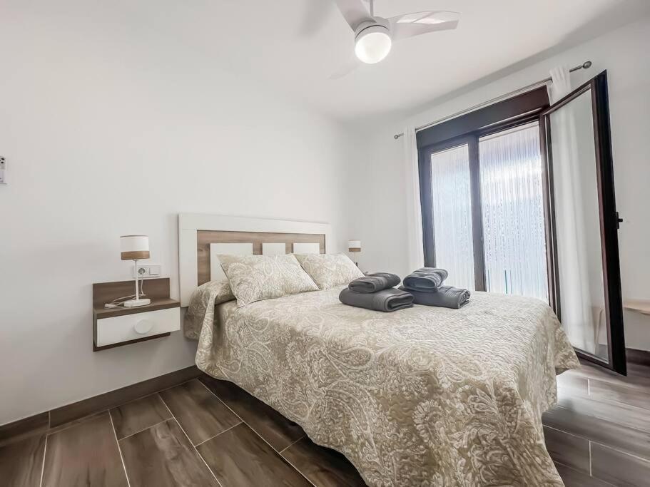 Modern 2 Bed Apartment With Pool In Frigiliana Exterior photo